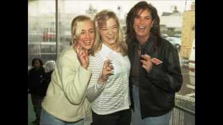 Watch Mindy McCready Walk In Glory video