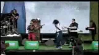 Watch Anastacia 911 video