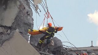 ABC News Live: Italy bridge collapse, Parkland students back to school, latest on Omarosa