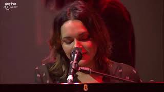 Watch Norah Jones Dont Be Denied video