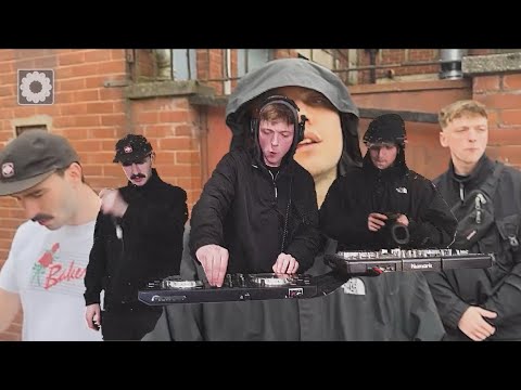Aerial Salad - Wires - music video