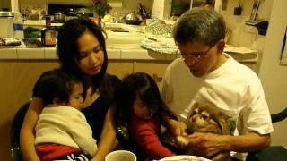 Dad Singing With Paco To The Kids
