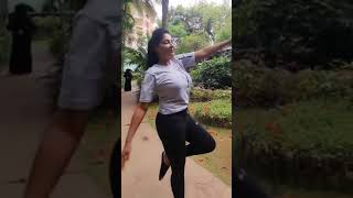 Bigg Boss Reshma Shakeing Steps