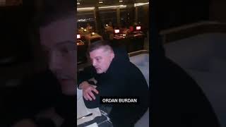 Yildiz Asyali İlk Aşki Arda Kurala Ki̇mler Geldi̇ Ki̇mler Geçti̇ Şarkisini Söylüyor