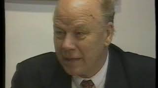 QMWmFHUMdFE Video Image