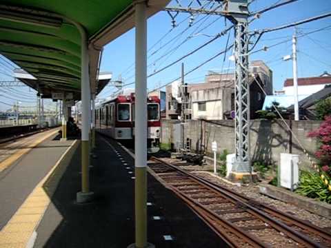 近鉄米野駅に引き上げる普通列車