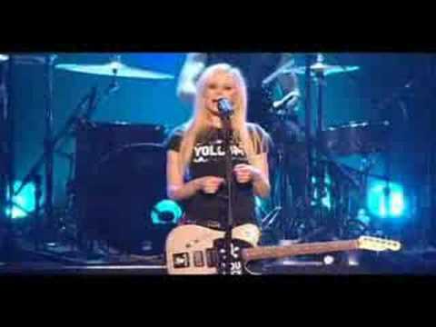 Avril Lavigne Kiss Me. Don#39;t Tell Me - Avril Lavigne (Live At Budokan)