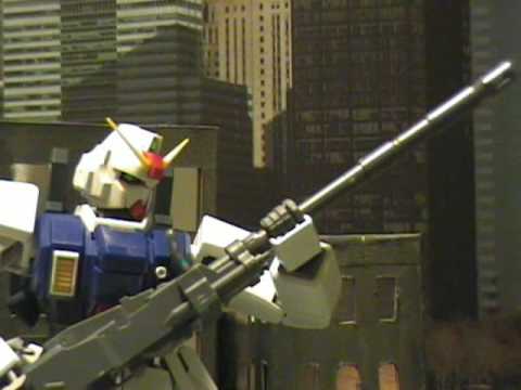 Gundam War Stop Motion: RGM-79(G) and Ez-8 vs. Gouf and GM Custom