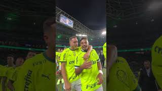 QRr1O04Hctg Video Image
