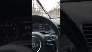 Audi araba snap story yağmurlu
