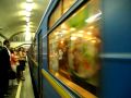 Видео Київський метрополітен - Kyiv metro. Хрещатик - Khreshchatyk station.