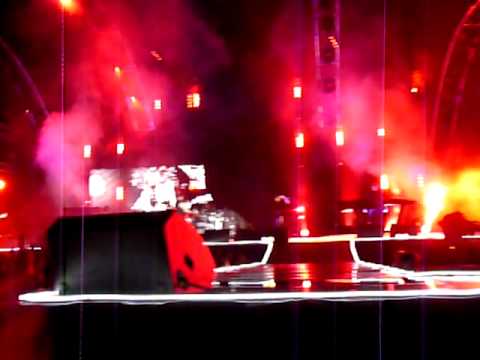 Depeche Mode Carcassonne (6 juillet 09) Never Let...