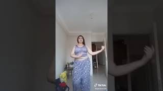 Şişko Roman Kızı Efsane Oynuyor