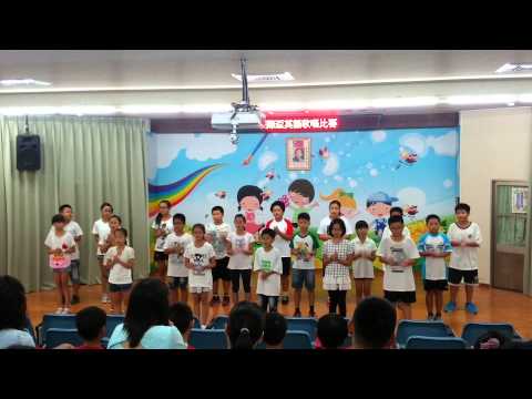 彰化縣社頭鄉崙雅國民小學班際盃英語歌唱比賽(5-1) - YouTube pic