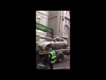 Эвакуатор раздавил автомобиль в центре Москвы