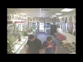 Foiled robbery at Fresno jewelry store