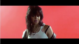 Watch Fefe Dobson Fckn In Love video