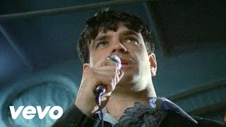 Watch Wedding Present Come Play With Me video