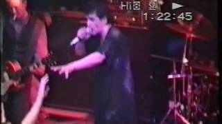 Watch Killing Joke Labyrinth video