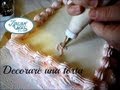 Decorare una torta di compleanno - Decorate a birthday cake.wmv