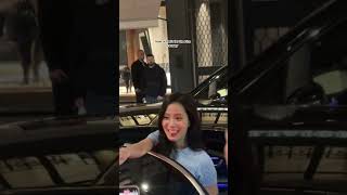 Jisoo In Paris For The Dior Runway