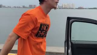 Raxx The Hottest Cracka Out