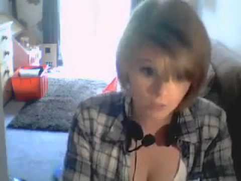 english woman singer.........kudiye ni tere brown rang ne..