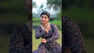 Kannam Thumbi Poramo