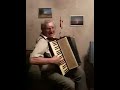 Видео Виртуоз Микушев Л.Е. играет на аккордеоне и фортепьяно