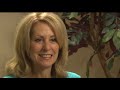 Video: Plastic Surgery - Thread lift and botox - sandy