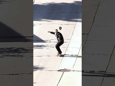 💣 Pedro Delfino x Baxter Street from his Vans’ “Road to Nowhere” part