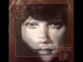 Kiki Dee sings Elton John's "The Man Who Loved to Dance" (1977)
