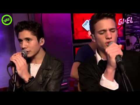 Giel stopt vals zingend Mainstreet bij opnemen cover