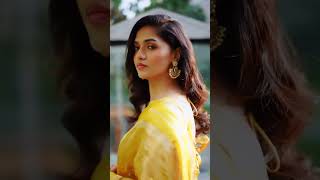 Sooravali Pola Reels Video By Sunaina With Yellow Saree