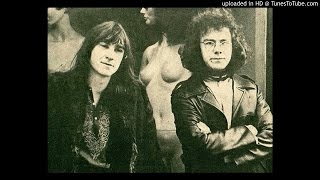 Watch King Crimson Ladies Of The Road video