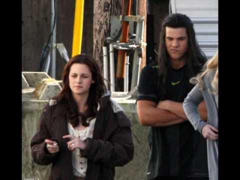 robert pattinson and kristen stewart and taylor lautner. intervie middot; New Moon Set