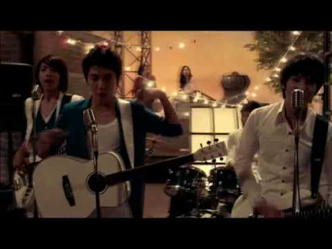 CNBlue - LOVE [MV HQ].wmv