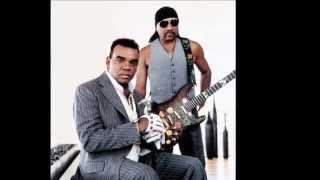 Watch Isley Brothers Hello Its Me video