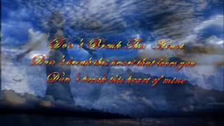 Watch Connie Francis Dont Break The Heart That Loves You video