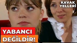 Betül, Mine Ve Babasını Karşı Karşıya Getirdi - Kavak Yelleri 47. Bölüm