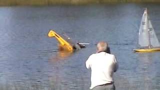 Rescue of R/C Piper Cub Float Plane 02:45