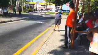 Pegadinha,Abaixando Calça Do Homem