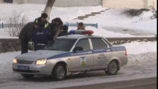 Видео На проспекте Комсомольский столкнулись сразу пять автомобилей от 9 Канал Старый Оскол, Комсомольский проспект, Старый Оскол, Россия