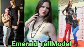 Emerald Tallmodel - 2 | Tall Canadian Model | Tall Woman Short Man