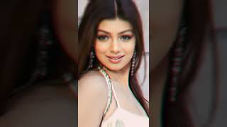 Aayesha Takiya New Cute Love Stetus