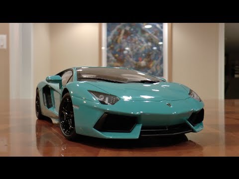 1:18 AUTOart Lamborghini Aventador Review CJ reviews his 1:18 turquoiseCJ reviews his 1:18 turquoiseLamborghiniAventador LP700-4 made by AUTOart signature. 1:18 AUTOart Lamborghini Aventador Review CJ reviews his 1:18 turquoiseCJ reviews his 1:18 turquoiseLamborghiniAventador LP700-4 made by AUTOart signature.