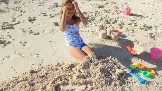 Children playing on the beach 4k