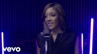 Mickey Guyton - Heaven Down Here (Live At Capitol Studios)