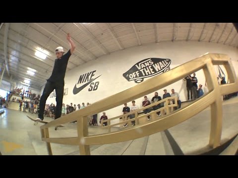 PRIMITIVE SKATE x FAMILIA DEMO