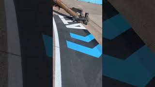 Removing paint from the e-prix in Berlin